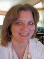 Catholic Therapist Karen Hellenberg, MSW, LCSW in Evansville IN